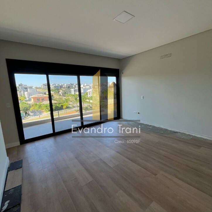 Casa à venda com 4 quartos, 440m² - Foto 16