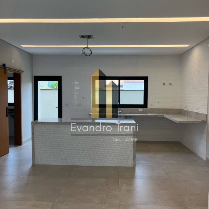 Casa à venda com 5 quartos, 360m² - Foto 6