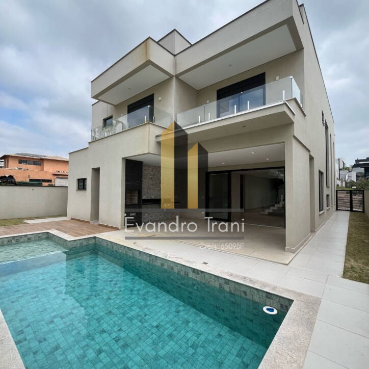 Casa à venda com 5 quartos, 360m² - Foto 14