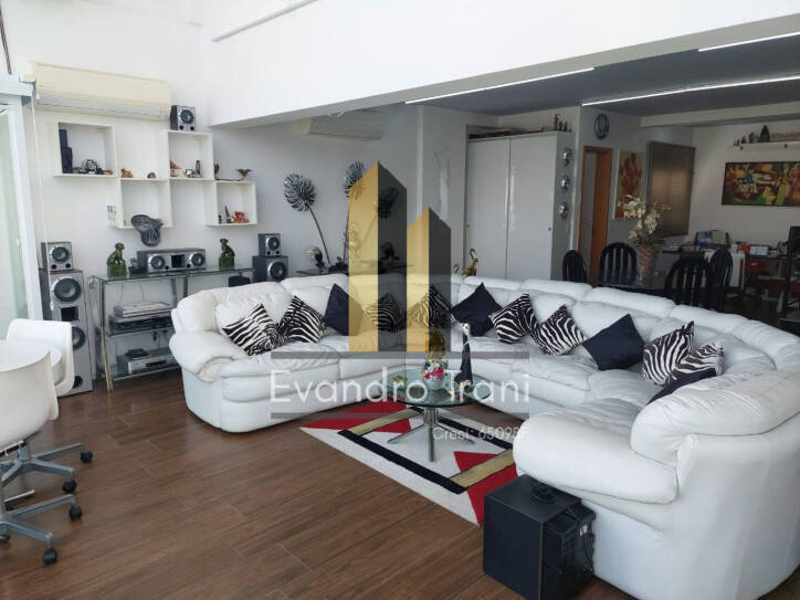 Apartamento à venda com 2 quartos, 133m² - Foto 1