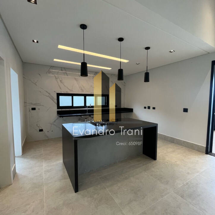 Casa à venda com 4 quartos, 290m² - Foto 16