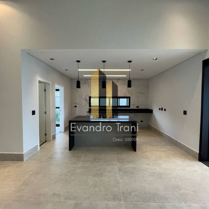 Casa à venda com 4 quartos, 290m² - Foto 19