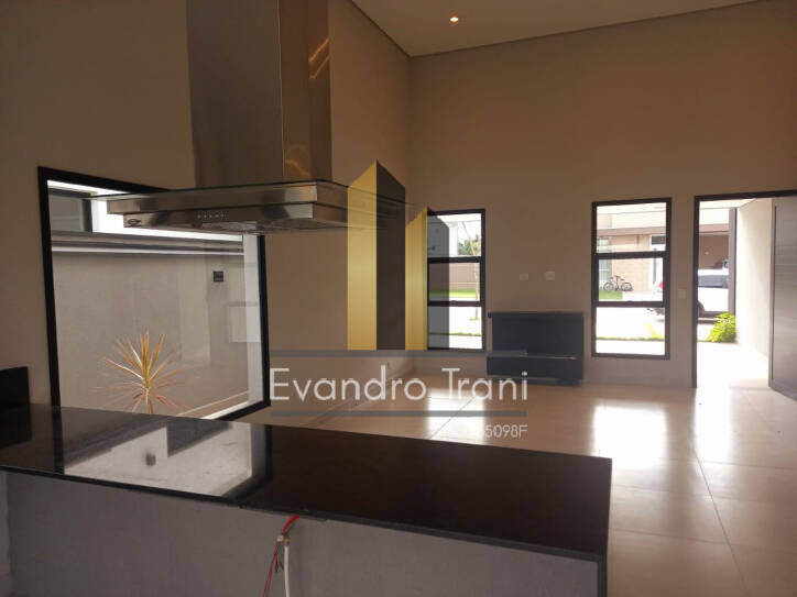 Casa à venda com 3 quartos, 163m² - Foto 9