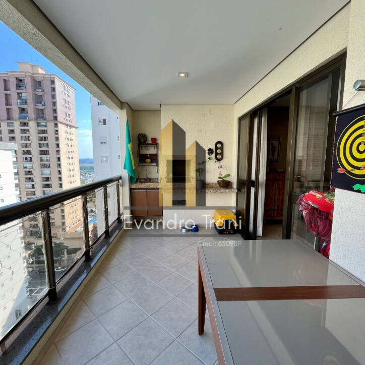 Apartamento à venda com 4 quartos, 144m² - Foto 9