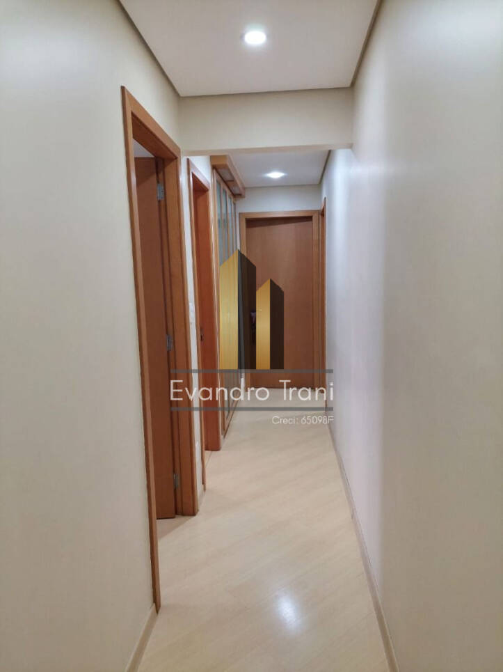 Apartamento à venda com 4 quartos, 208m² - Foto 10