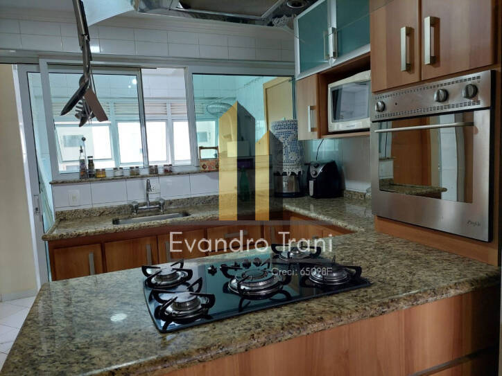 Apartamento à venda com 4 quartos, 208m² - Foto 28