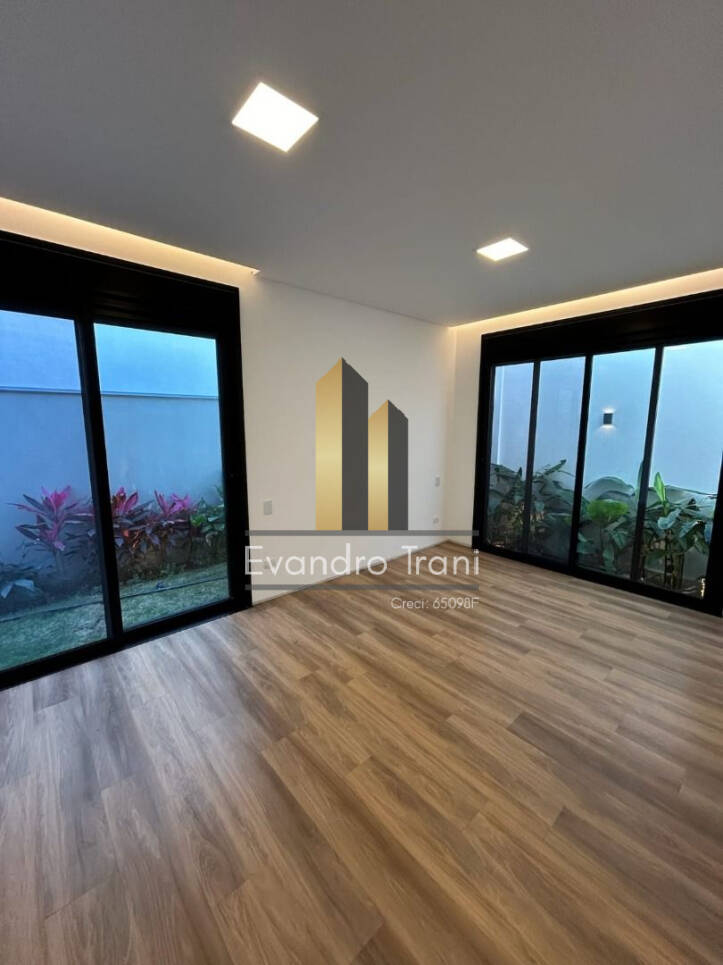 Casa à venda com 3 quartos, 239m² - Foto 10