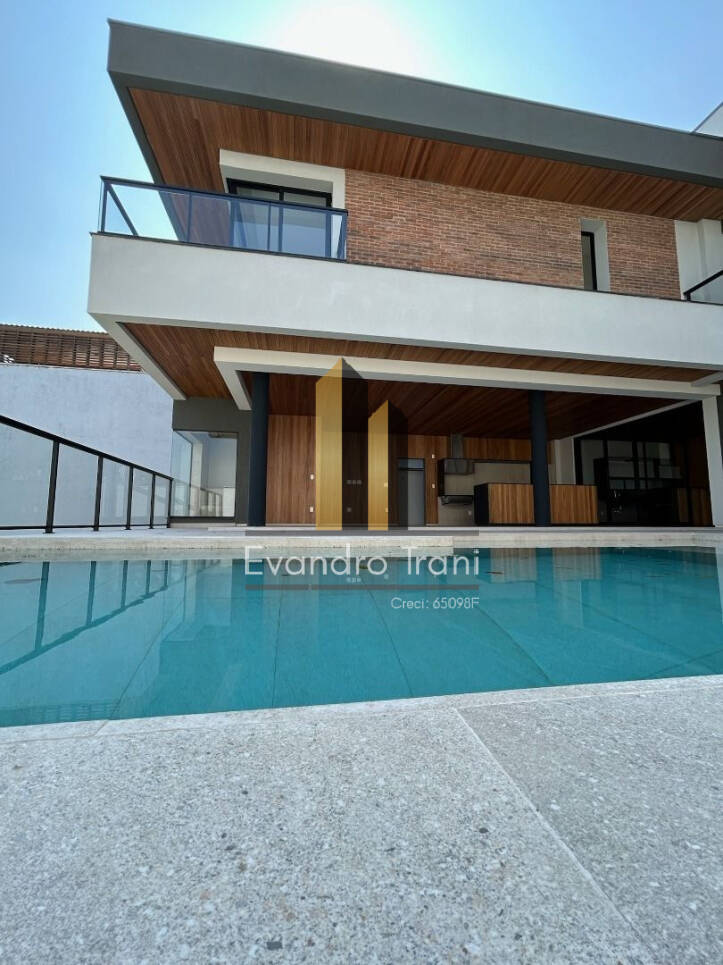 Casa à venda com 4 quartos, 584m² - Foto 10