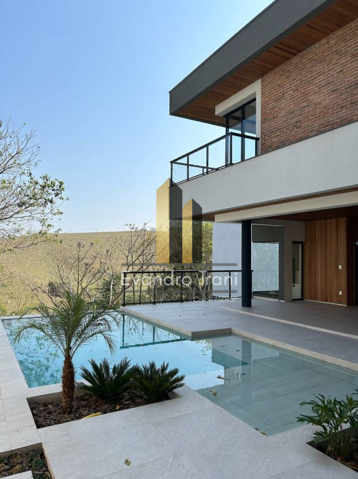 Casa à venda com 4 quartos, 584m² - Foto 12