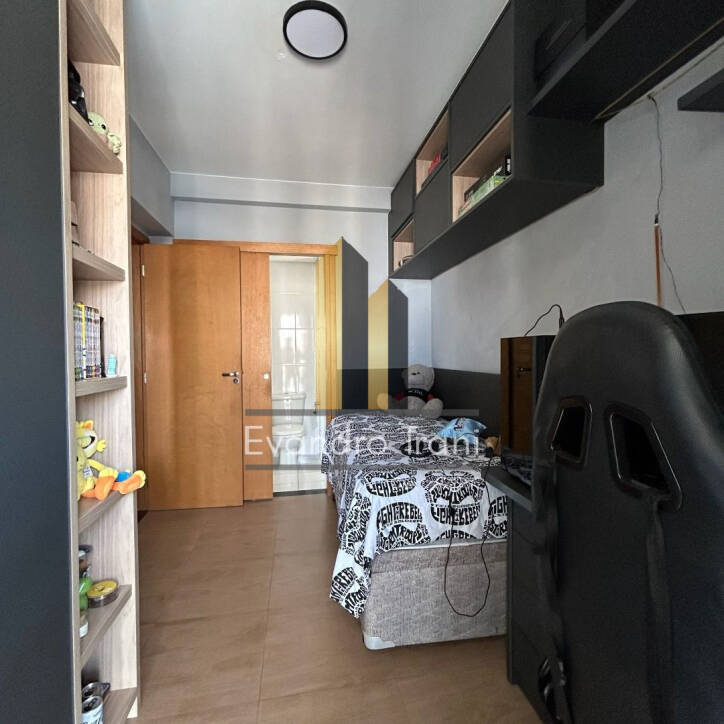 Apartamento à venda com 3 quartos, 129m² - Foto 11