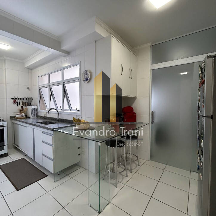 Apartamento à venda com 3 quartos, 129m² - Foto 14