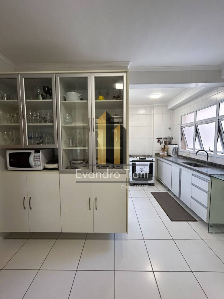 Apartamento à venda com 3 quartos, 129m² - Foto 16