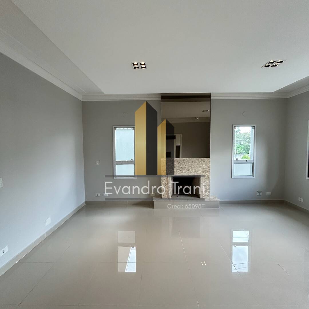 Casa à venda com 4 quartos, 363m² - Foto 10