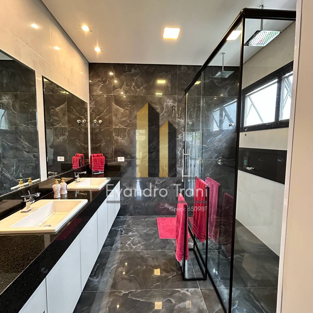 Casa à venda com 3 quartos, 353m² - Foto 11