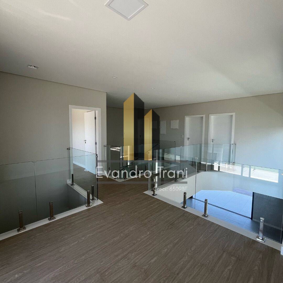 Casa à venda com 5 quartos, 397m² - Foto 4