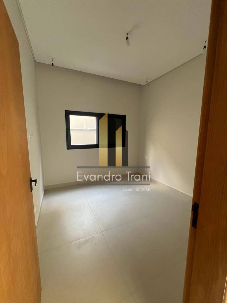 Casa à venda com 3 quartos, 150m² - Foto 17