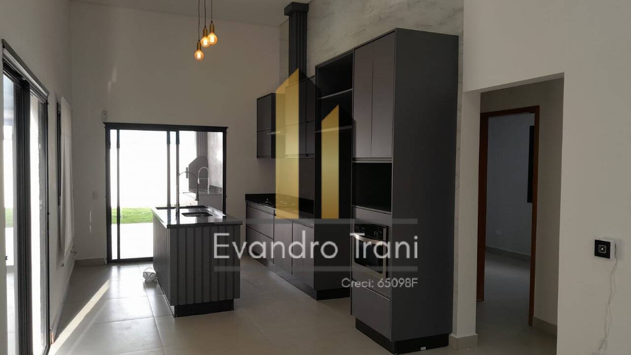 Casa à venda com 3 quartos, 260m² - Foto 16