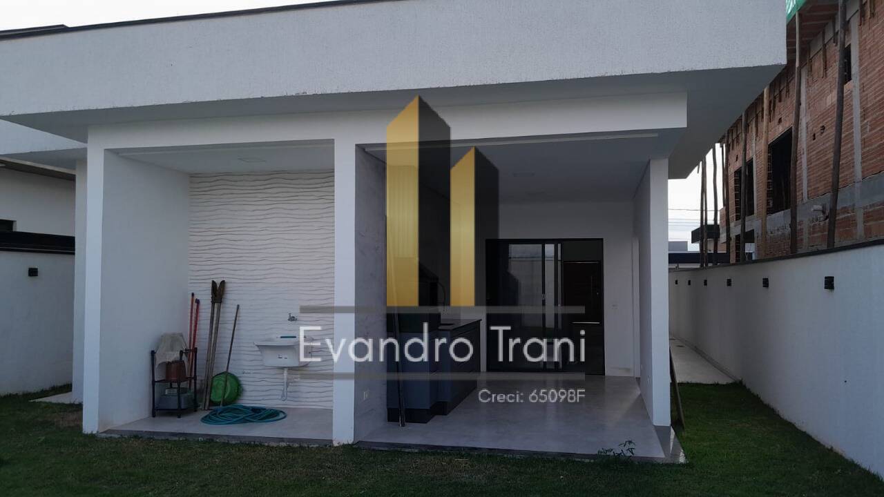 Casa à venda com 3 quartos, 260m² - Foto 18