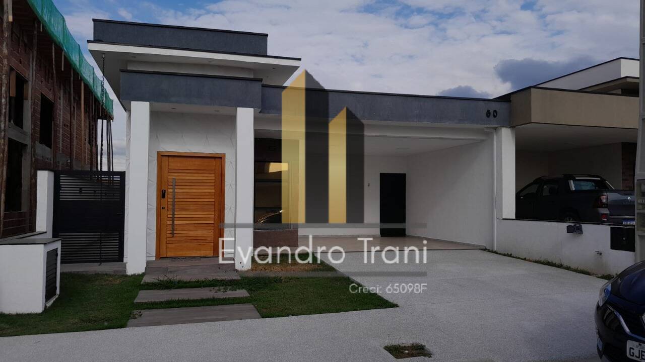 Casa à venda com 3 quartos, 260m² - Foto 1