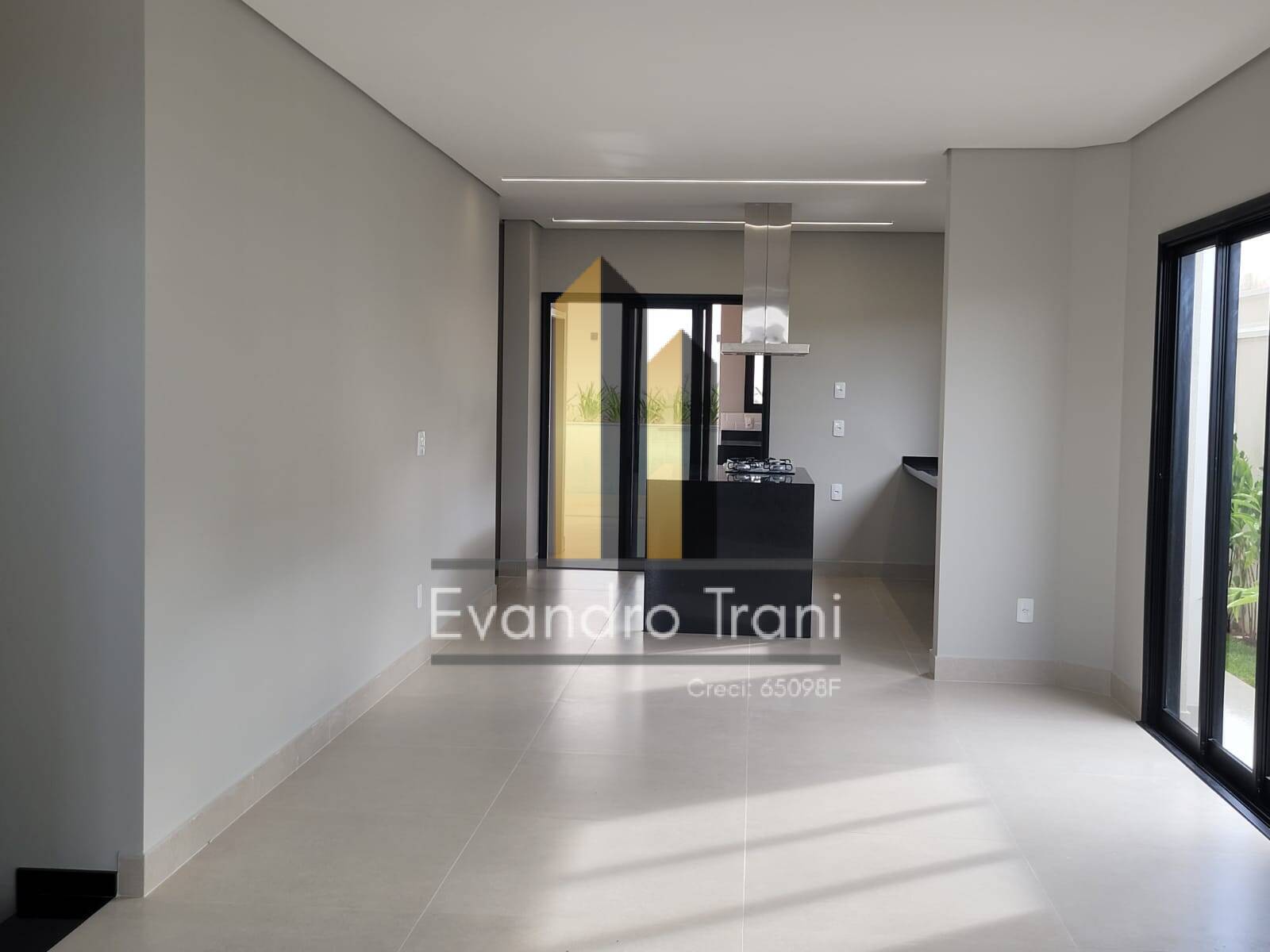 Casa à venda com 4 quartos, 263m² - Foto 19