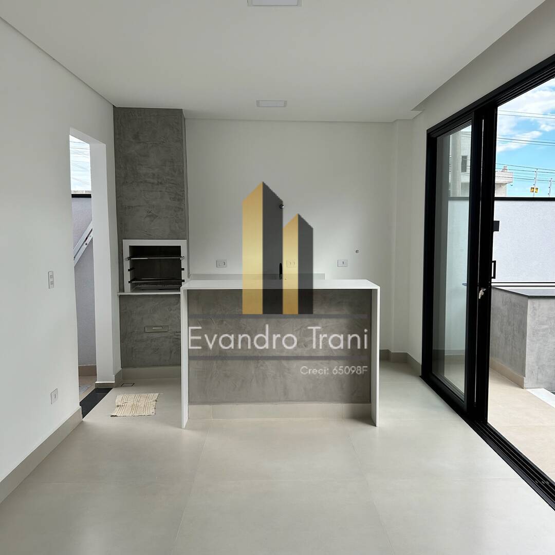 Casa à venda com 3 quartos, 180m² - Foto 3