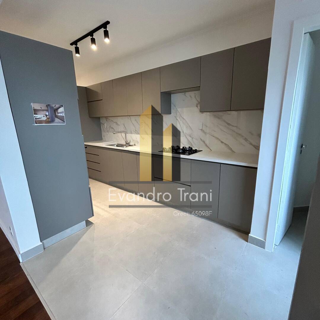 Apartamento à venda com 3 quartos, 94m² - Foto 3