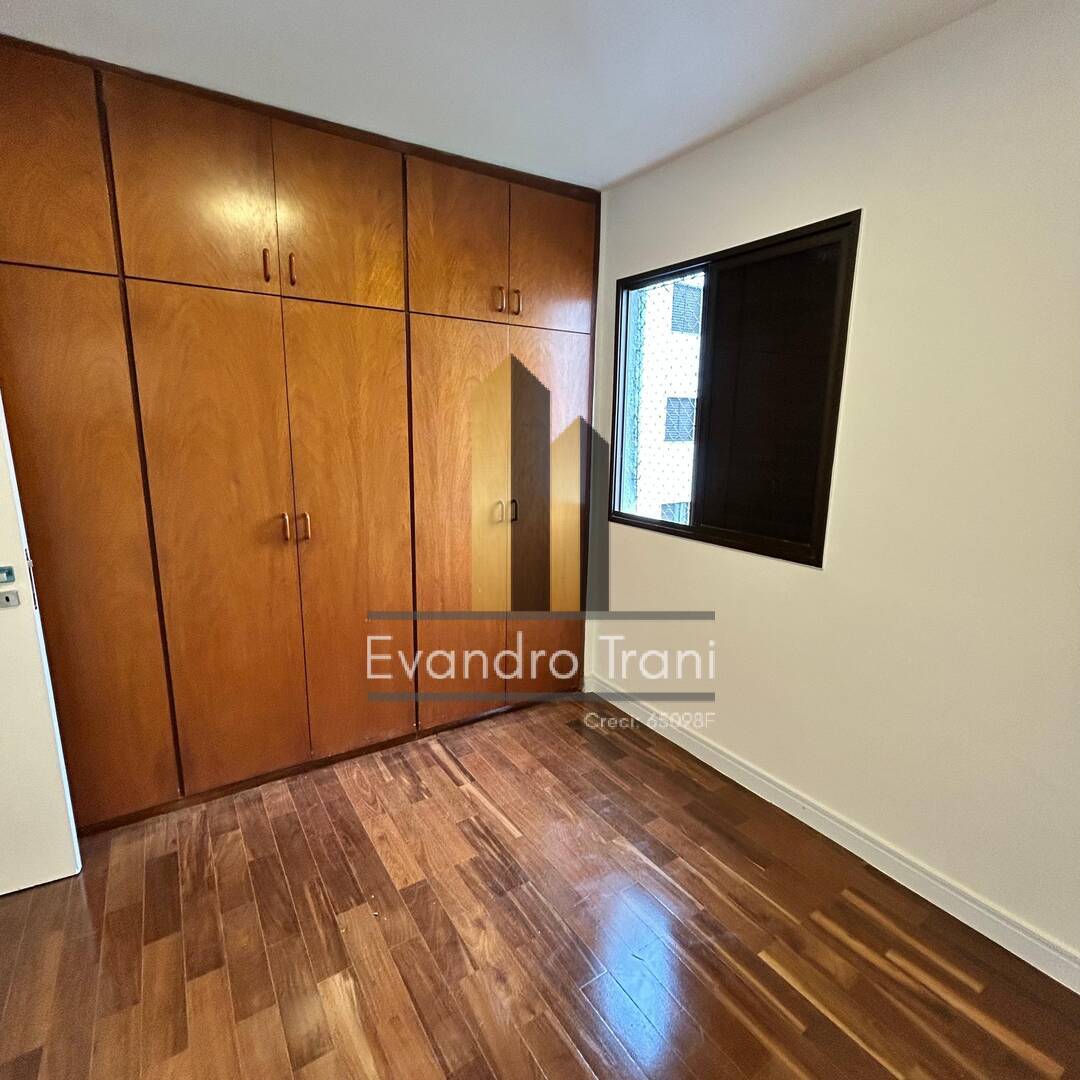 Apartamento à venda com 3 quartos, 94m² - Foto 7