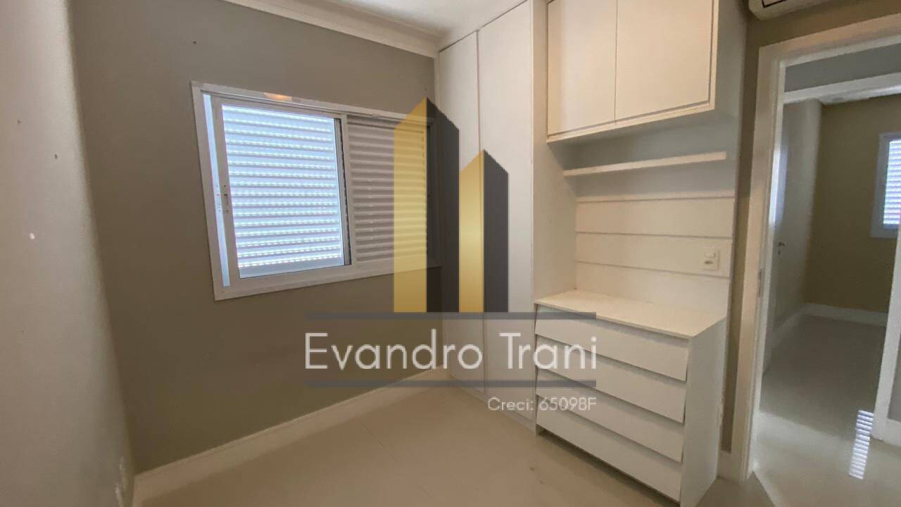 Apartamento à venda com 3 quartos, 77m² - Foto 4