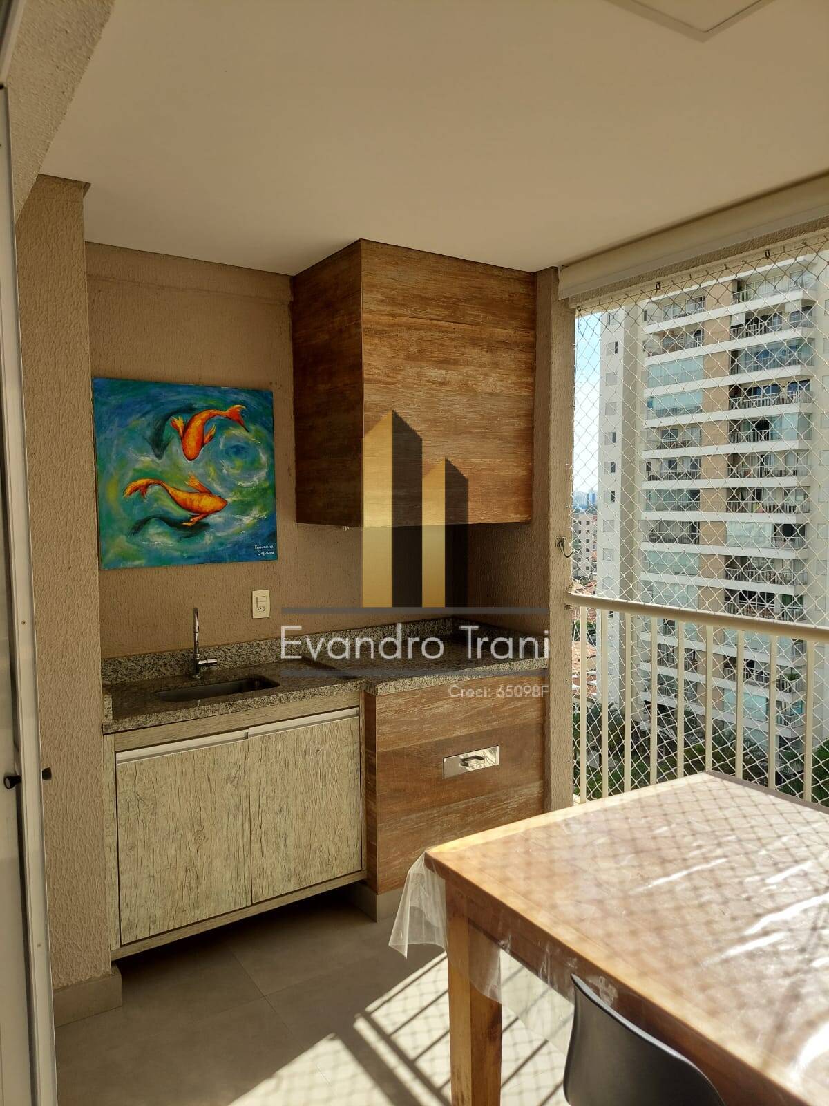 Apartamento à venda com 3 quartos, 142m² - Foto 2