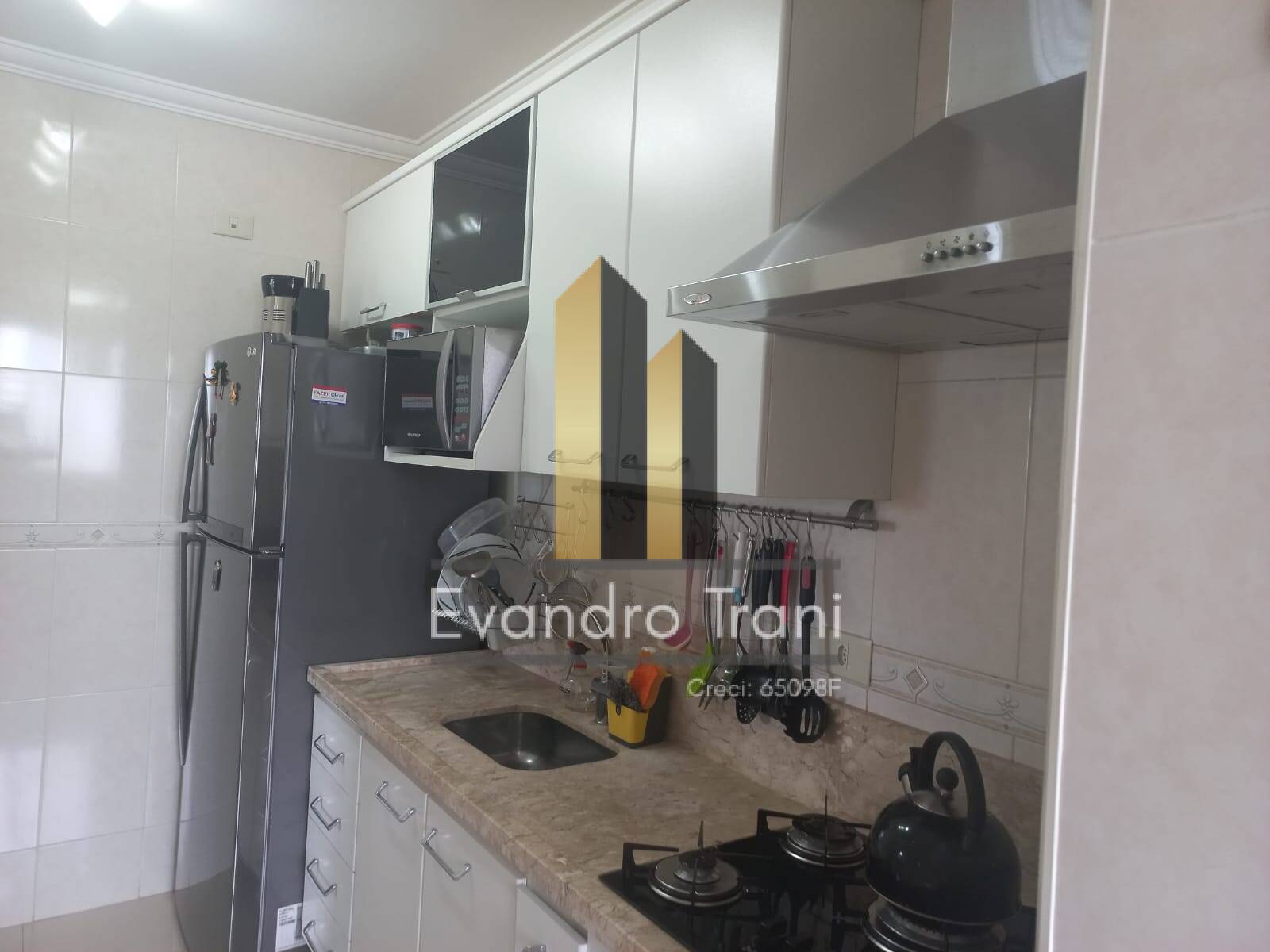 Apartamento à venda com 3 quartos, 77m² - Foto 24