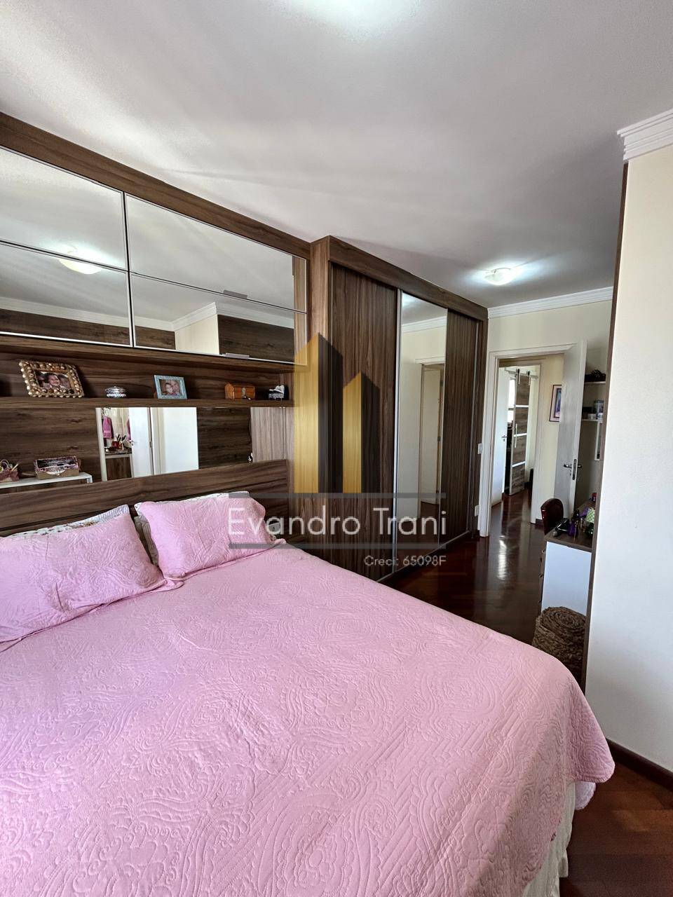 Apartamento à venda com 3 quartos, 129m² - Foto 13