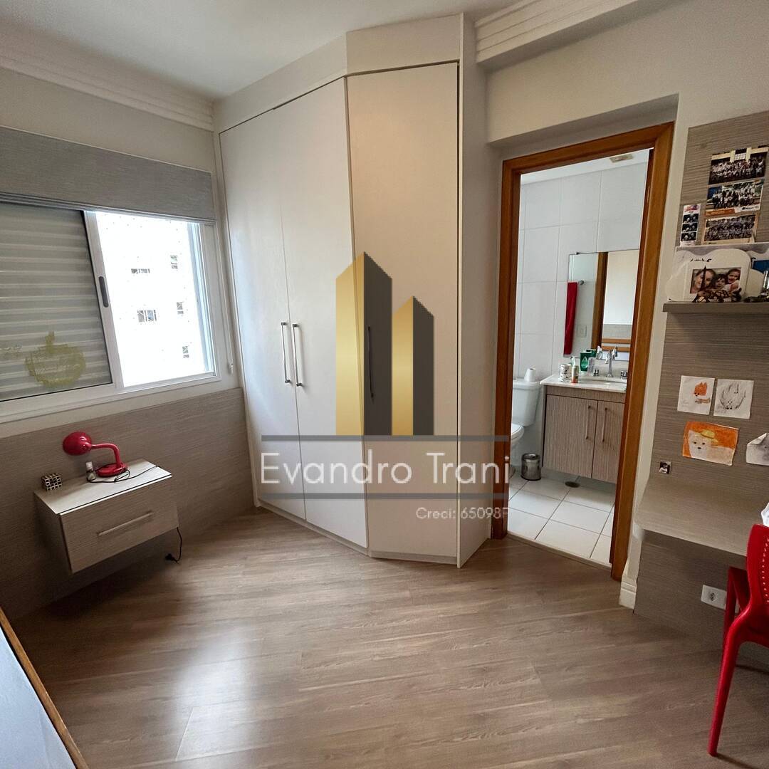 Apartamento à venda com 4 quartos, 157m² - Foto 5