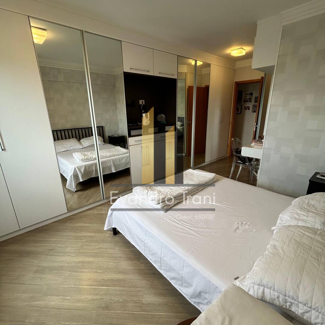 Apartamento à venda com 4 quartos, 157m² - Foto 11