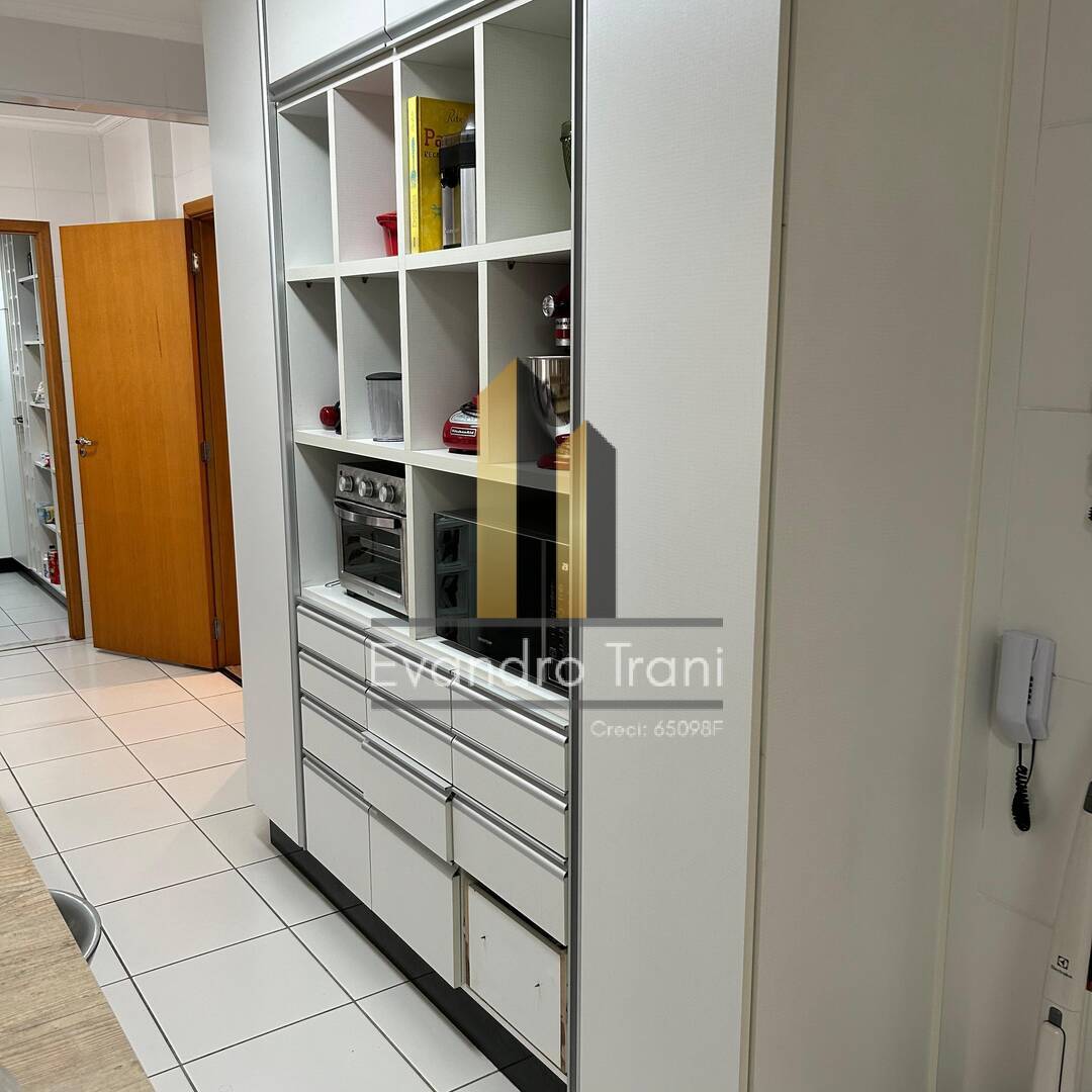 Apartamento à venda com 4 quartos, 157m² - Foto 13