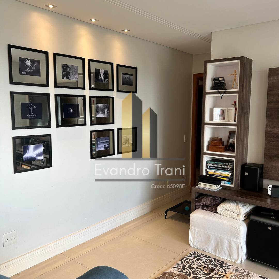 Apartamento à venda com 4 quartos, 157m² - Foto 8