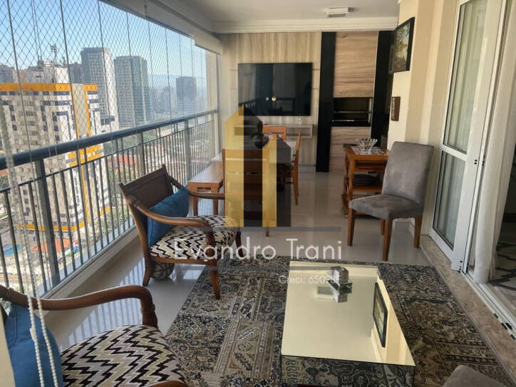 Apartamento à venda com 3 quartos, 194m² - Foto 5