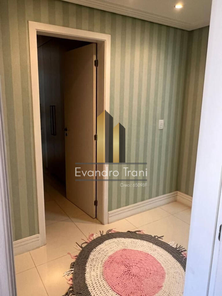 Apartamento à venda com 3 quartos, 194m² - Foto 21