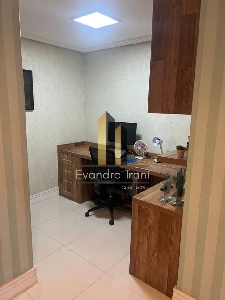 Apartamento à venda com 3 quartos, 194m² - Foto 24