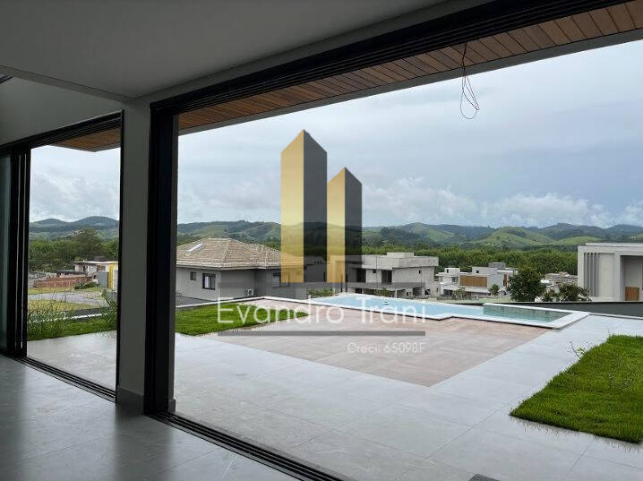 Casa à venda com 4 quartos, 420m² - Foto 9