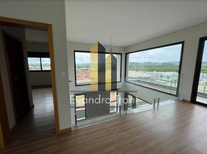 Casa à venda com 4 quartos, 420m² - Foto 18