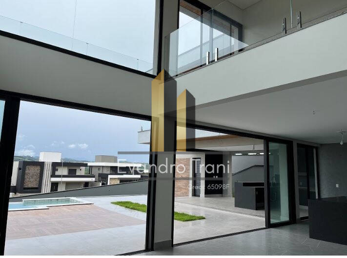 Casa à venda com 4 quartos, 420m² - Foto 19