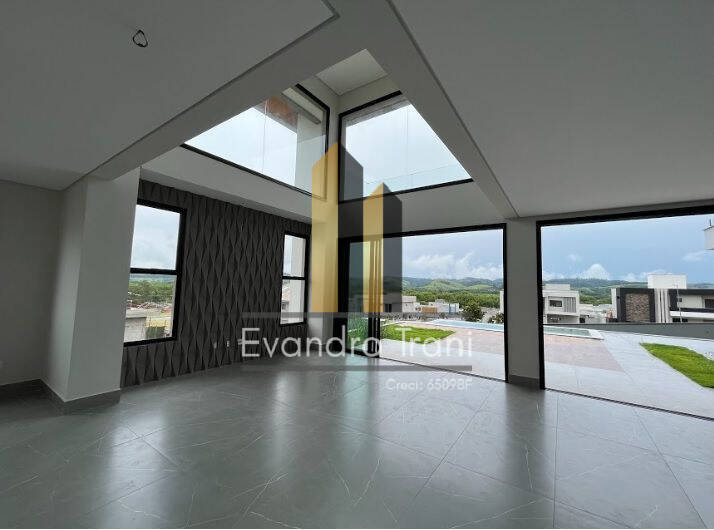 Casa à venda com 4 quartos, 420m² - Foto 20