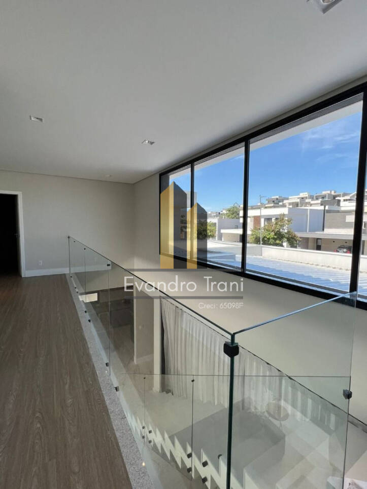 Casa à venda com 4 quartos, 293m² - Foto 13