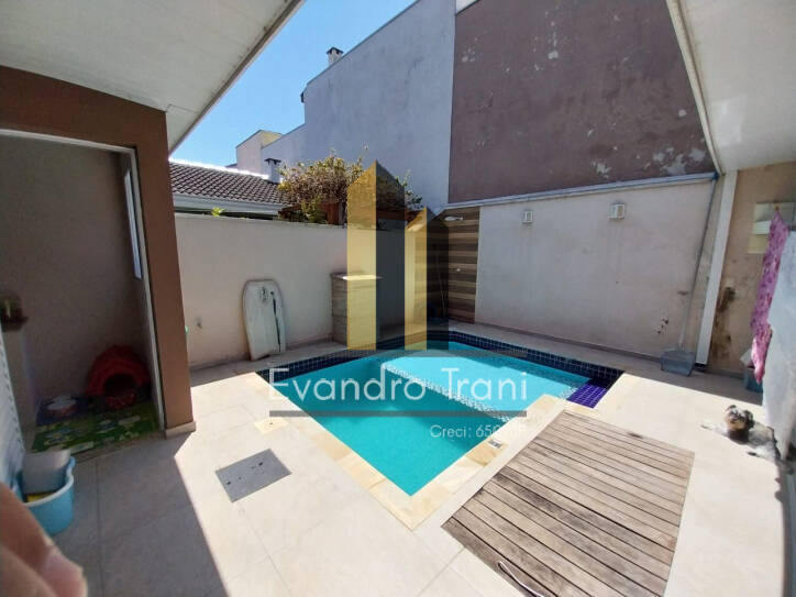 Casa à venda com 4 quartos, 241m² - Foto 5