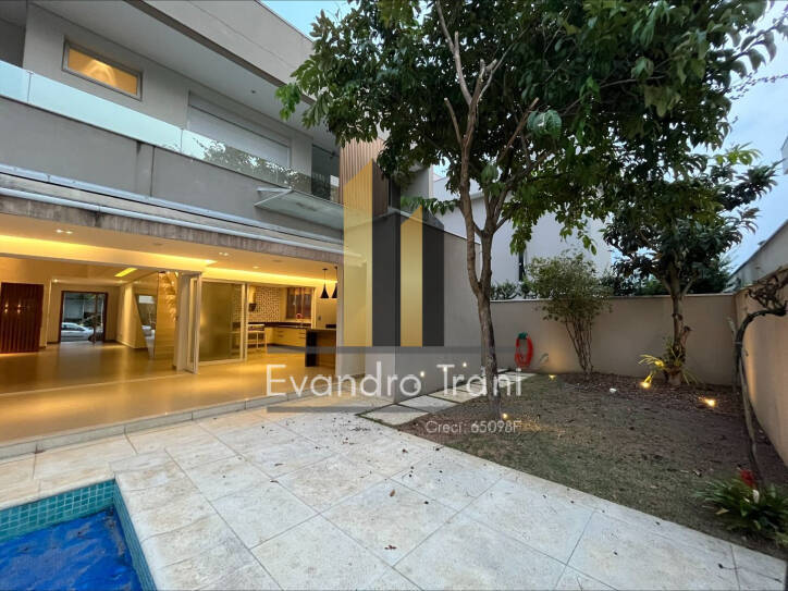 Casa à venda com 4 quartos, 378m² - Foto 13