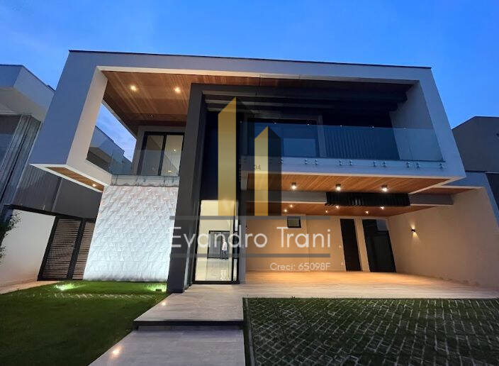 Casa à venda com 4 quartos, 502m² - Foto 1