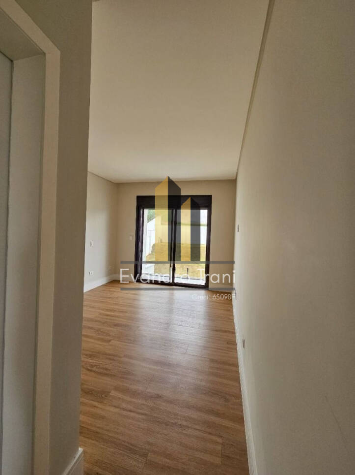 Casa à venda com 4 quartos, 450m² - Foto 35