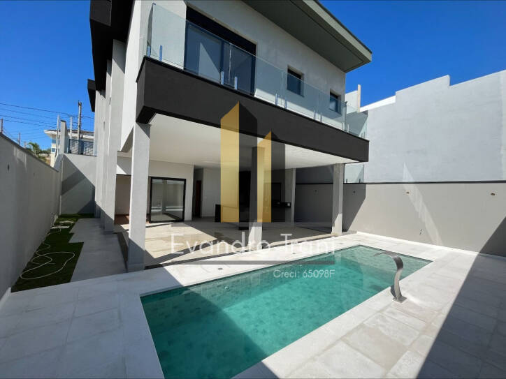 Casa à venda com 3 quartos, 333m² - Foto 7