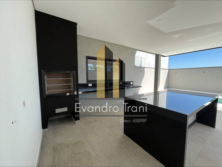 Casa à venda com 3 quartos, 333m² - Foto 10