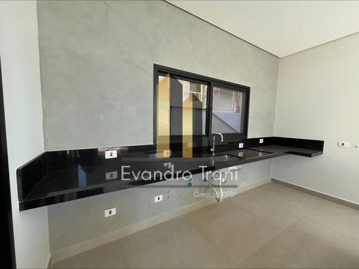 Casa à venda com 3 quartos, 333m² - Foto 16